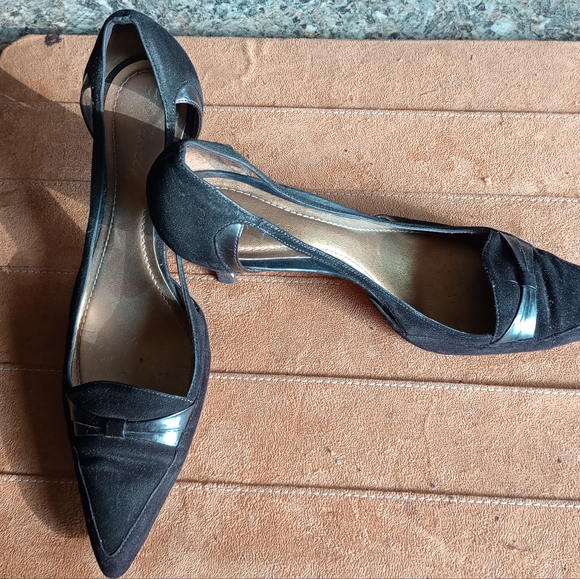 Ann Taylor Black OpenSided Suede Pumps Size 9.5 (93) - Picture 5 of 9